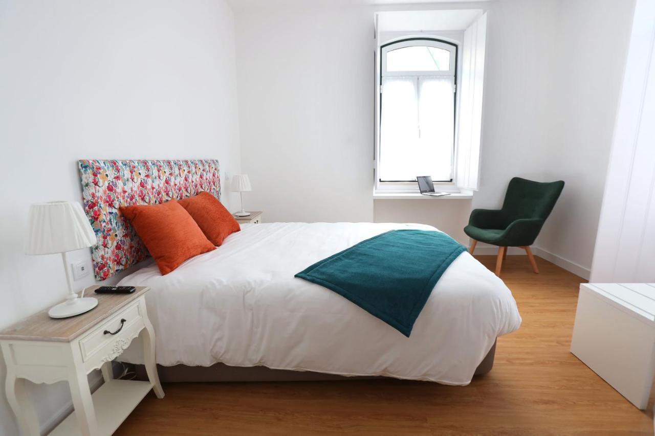 Glass Boutique - & Bed & Breakfast Marinha Grande
